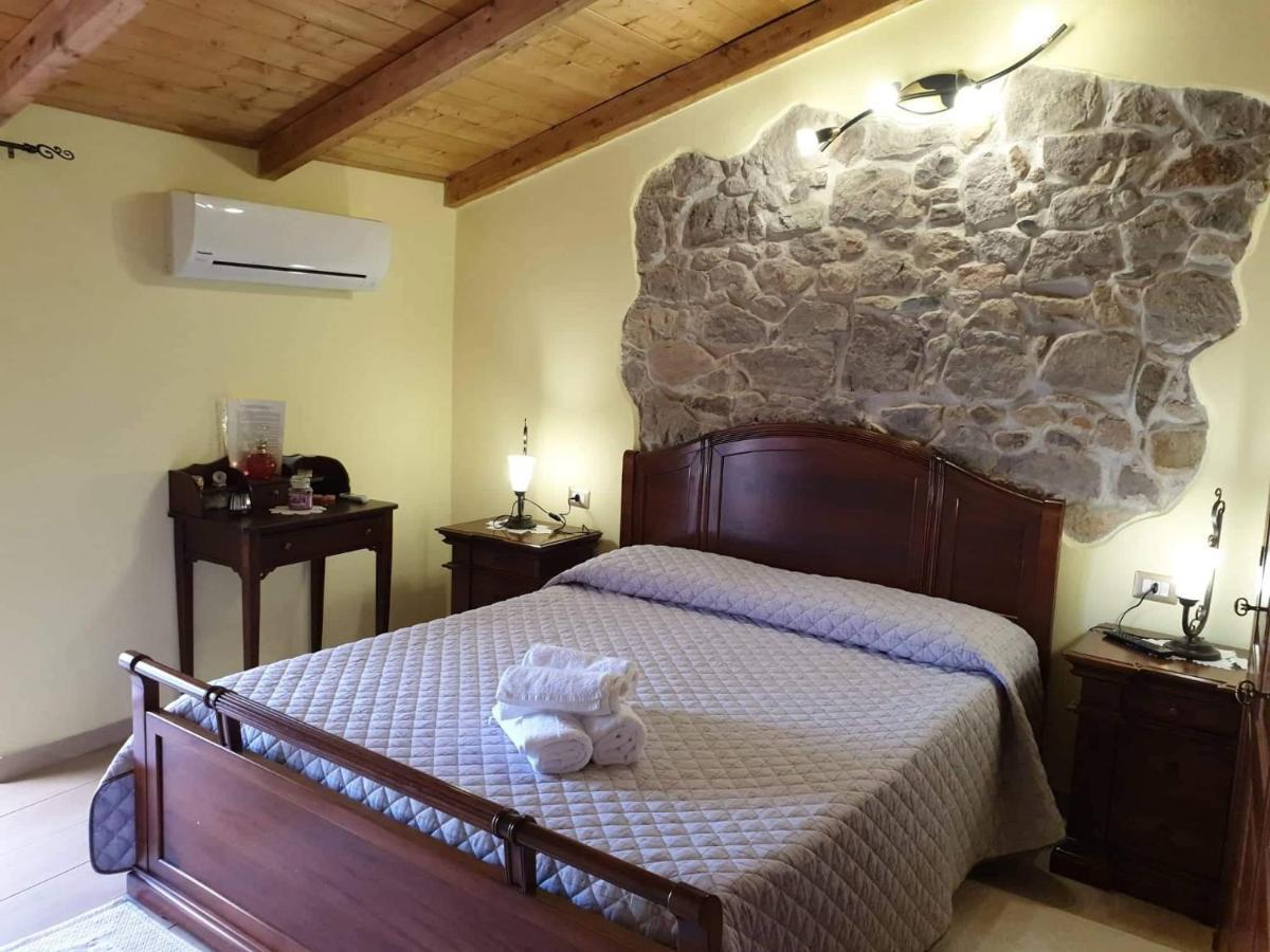 Estia Bed & Breakfast Scano Montiferro Екстериор снимка