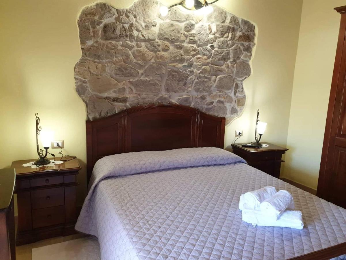Estia Bed & Breakfast Scano Montiferro Екстериор снимка