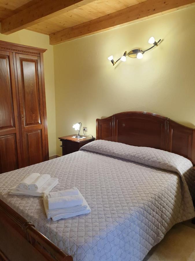 Estia Bed & Breakfast Scano Montiferro Екстериор снимка
