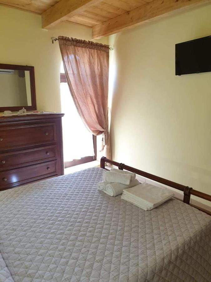 Estia Bed & Breakfast Scano Montiferro Екстериор снимка